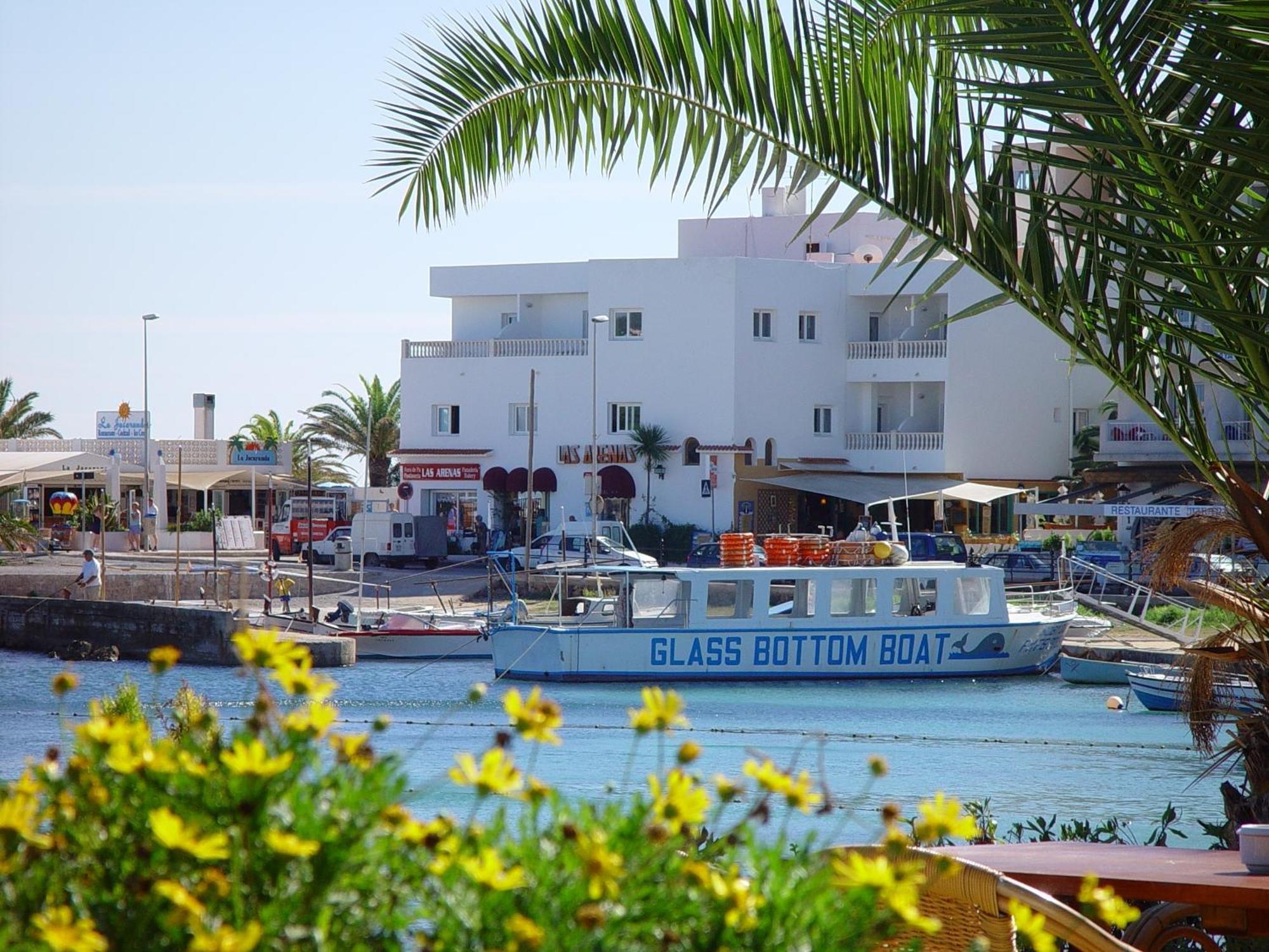 Hotel Boutique Las Arenas Es Cana Buitenkant foto